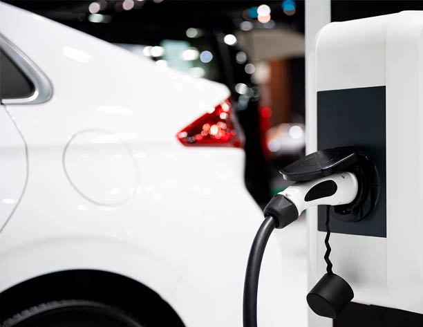 Imagen ilustrativa de un punto de carga para vehículos eléctricos del tipo wallbox